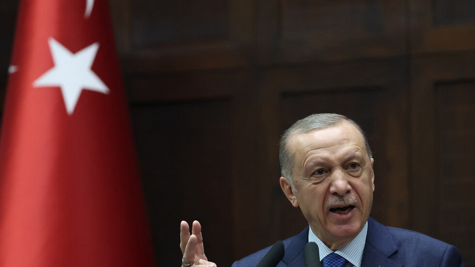 أردوغان يؤكد تضامن تركيا الكامل مع الفلسطينيين ويترحم على أرواح ضحايا الاعتداءات الإسرائيلية في جنين