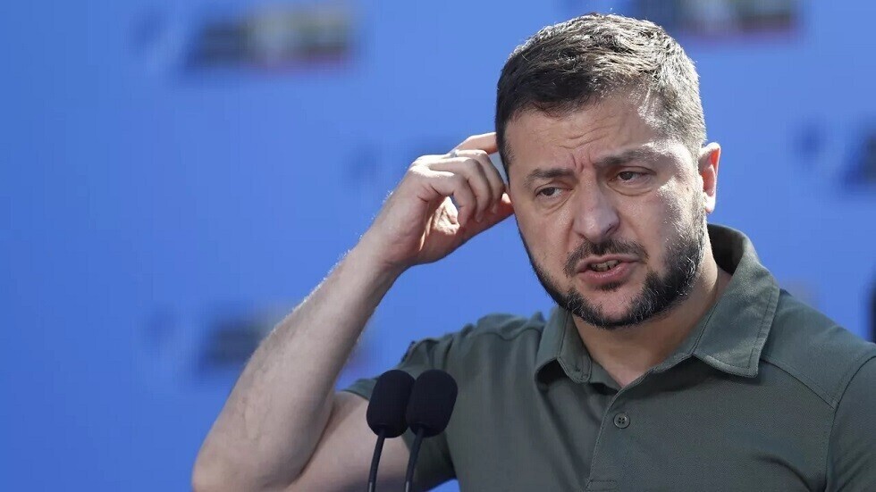 صحيفة: زيلينسكي أعاق الغرب وقدم "مساعدة غير متوقعة" لروسيا