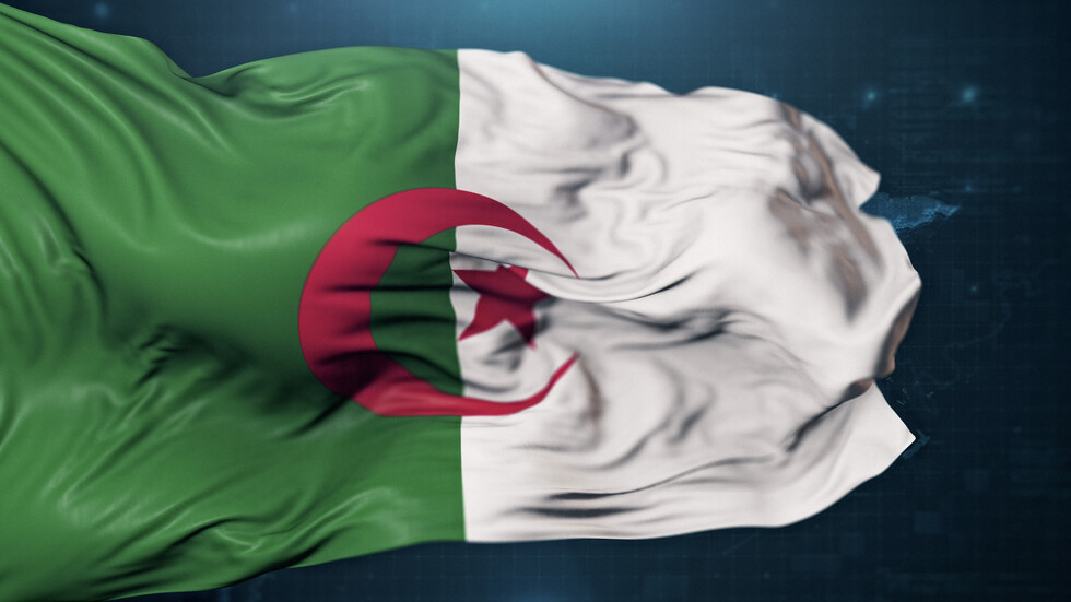الخارجية الجزائرية تستدعي سفيرة الدنمارك والقائم بأعمال سفارة السويد على خلفية تدنيس القرآن الكريم