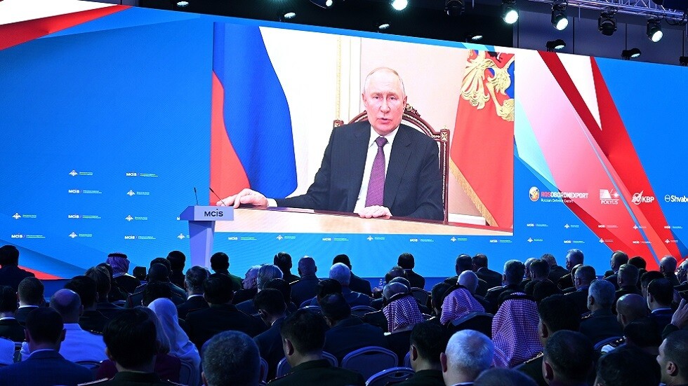 بوتين: الغرب يصب الزيت على النار في أوكرانيا والتحديات الأمنية في العالم نتاج تهوره الجيوسياسي