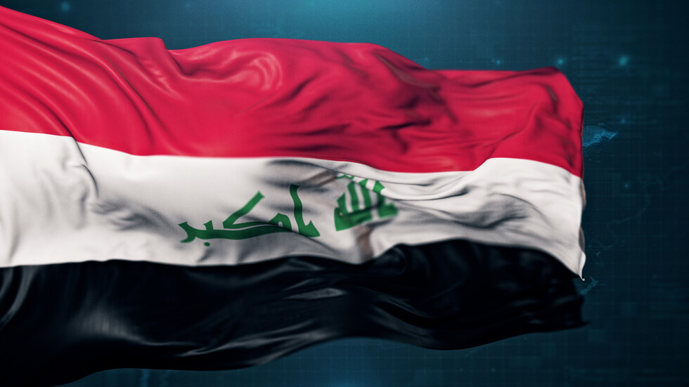 وزير الداخلية العراقي يحيل ضباطا إلى التقاعد "ظهروا في مقاطع فيديو تخالف الضوابط"