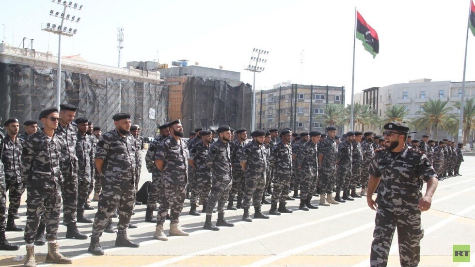 ليبيا.. انتشار أمني واسع لمنع التظاهر والداخلية تعلق (صور)