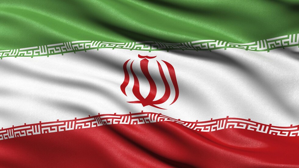 شركة شحن يونانية تقر 