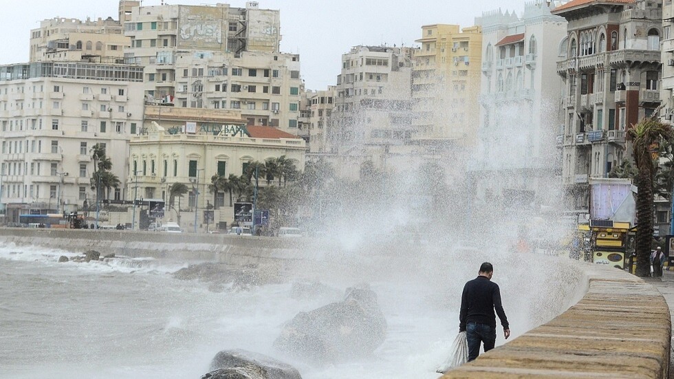 الأرصاد المصرية تصدر تحذيرا بخصوص العاصفة "دانيال" وتكشف عن موعد وصولها للبلاد