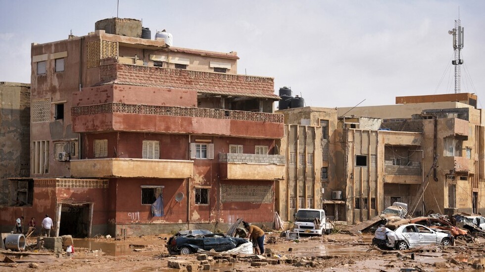 وزير الصحة الليبي يوجه نداء لإنقاذ المحاصرين تحت الأنقاض في درنة