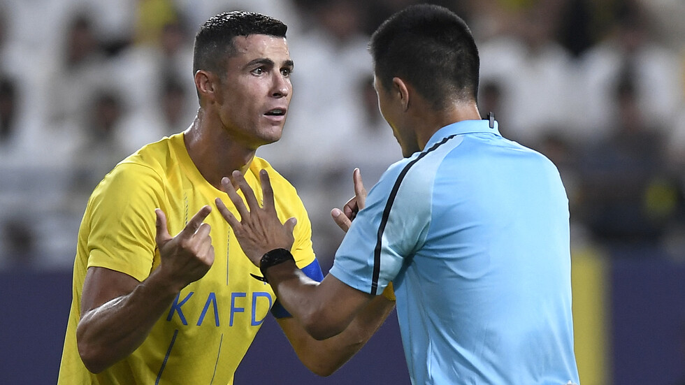 أفضل لاعب بالبطولة العربية يعلق على غضب رونالدو: 