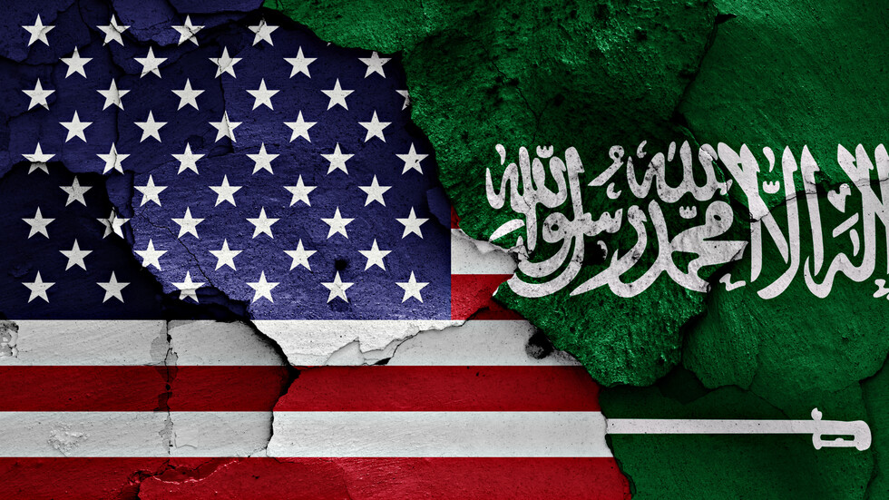 صحيفة "إيلاف" نقلا عن مسؤول إسرائيلي: السعودية تبلغ الولايات المتحدة وقف مباحثات التطبيع مع إسرائيل