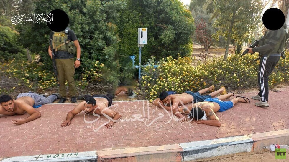 الإذاعة الإسرائيلية: حماس أسرت 35 إسرائيليا حتى الآن