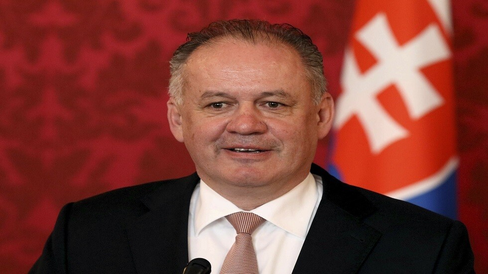 الغرامة والسجن عامين مع إيقاف التنفيذ للرئيس السلوفاكي السابق بتهمة الاحتيال الضريبي