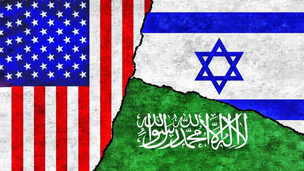 "رويترز": السعودية جمدت الخطط التي تدعمها الولايات المتحدة لتطبيع العلاقات مع إسرائيل