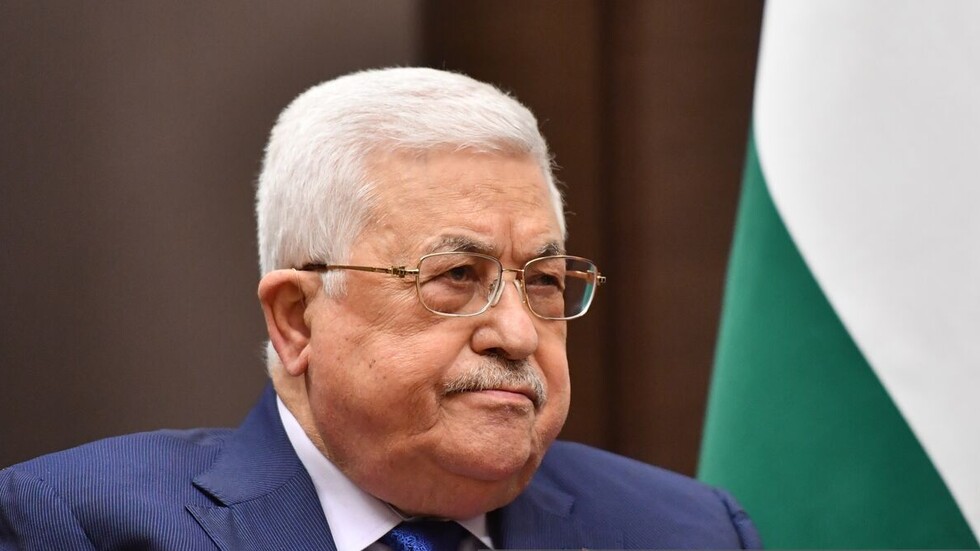 الرئيس الفلسطيني يتلقى اتصالا هاتفيا من الرئيس الأمريكي
