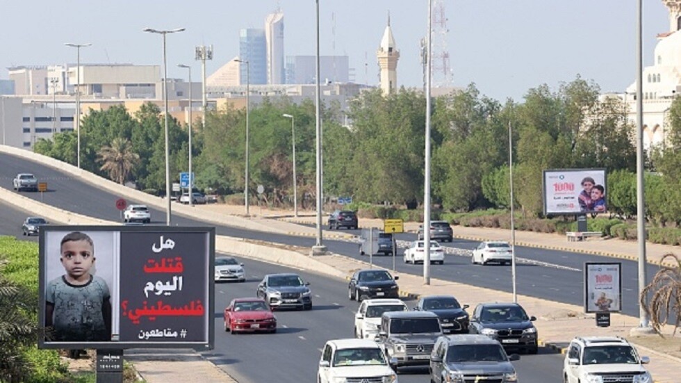 خبير يعلق على  ما فعلته مقاطعة المصريين والسعوديين لمنتجات شركات داعمة لإسرائيل