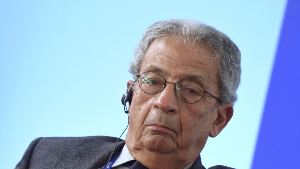 عمرو موسى: دعوات استخدام السلاح النووي في غزة تثبت امتلاك إسرائيل له