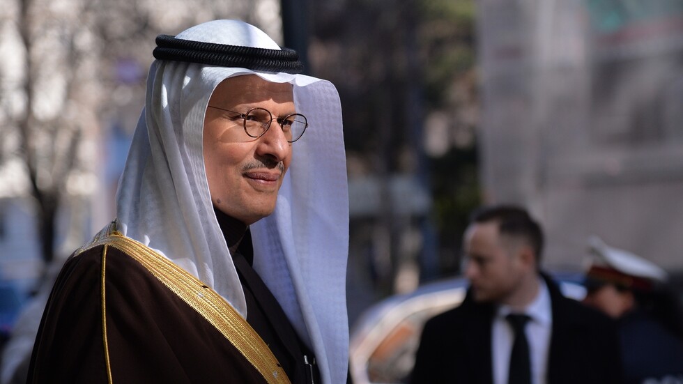 وزير الطاقة السعودي: سياسات المناخ ينبغي ألا "تسحق" البلدان الفقيرة بالطاقة