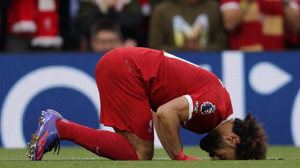هل تبدد حلم التعاقد مع محمد صلاح؟.. الاتحاد السعودي يقدم عرضا "خياليا" لضم مهاجم عالمي  