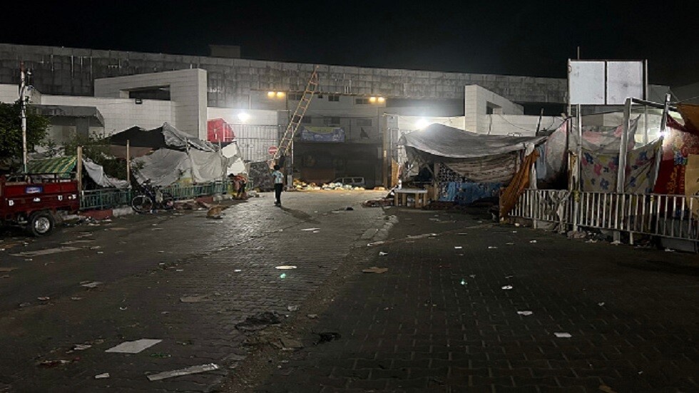 "حماس": نحمل الاحتلال الإسرائيلي والرئيس بايدن كامل المسؤولية عن الاقتحام الجاري لمجمع الشفاء الطبي