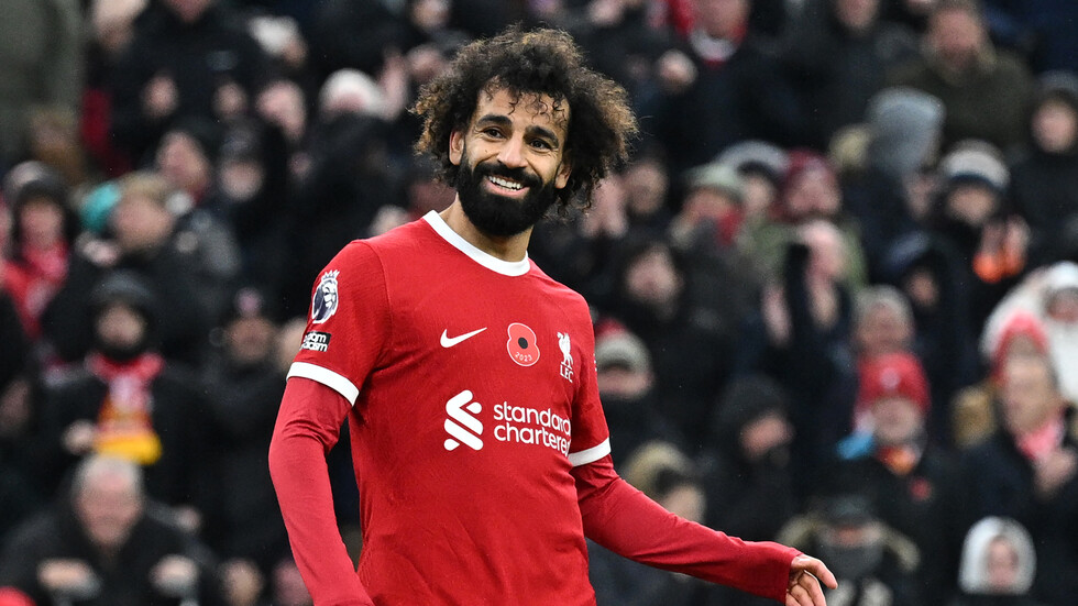 الدوري السعودي يرفض رفع الراية البيضاء في صفقة صلاح