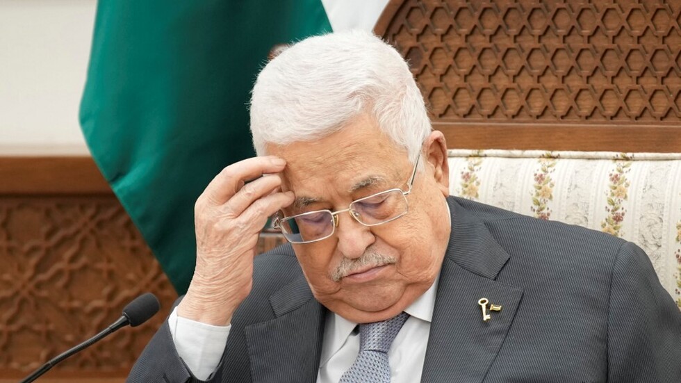 ليبرمان: "أبو مازن إرهابي مثل السنوار"