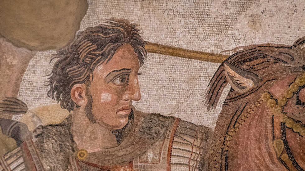 علماء الآثار يكتشفون المعبد الذي أُعلن فيه الملك اليوناني الإسكندر الأكبر "إلها" في العراق