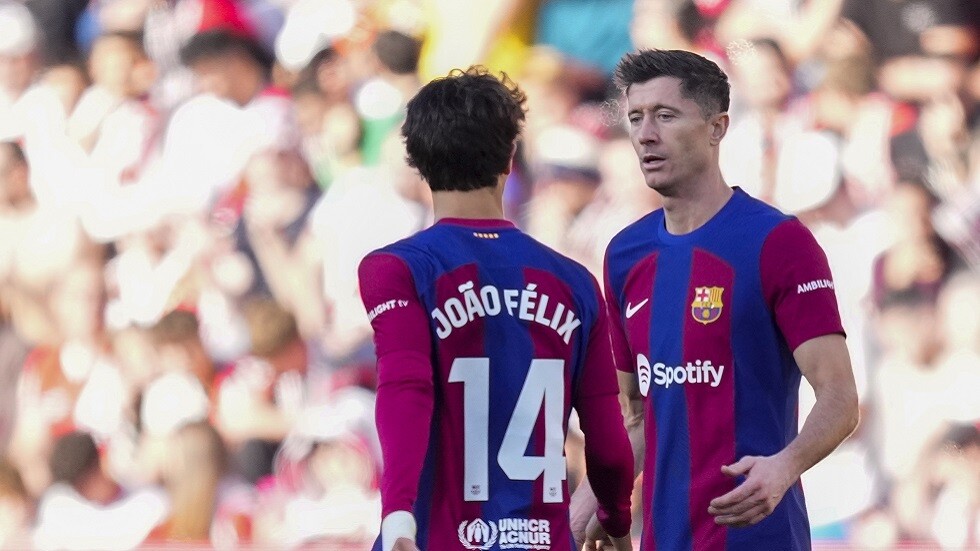 برشلونة ينجو من الهزيمة بـ