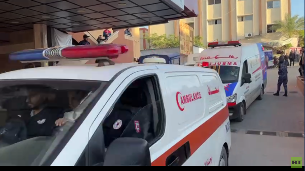 مراسلنا: الجيش الإسرائيلي يكثف غاراته بالجنوب وليلة قاسية في شمال قطاع غزة