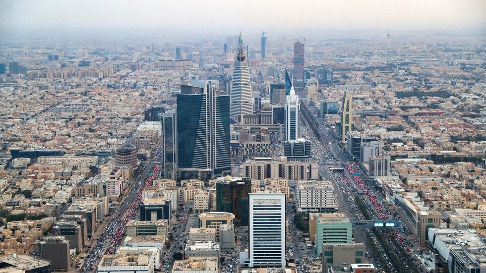 وزير الطاقة السعودي: هدفنا أن نصبح مصدرا رئيسا للهيدروجين الأخضر