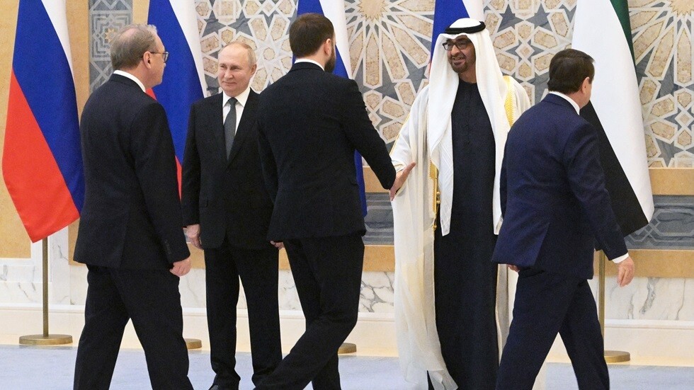 بوتين: الإمارات العربية المتحدة أكبر شريك تجاري لنا في العالم العربي (فيديو)