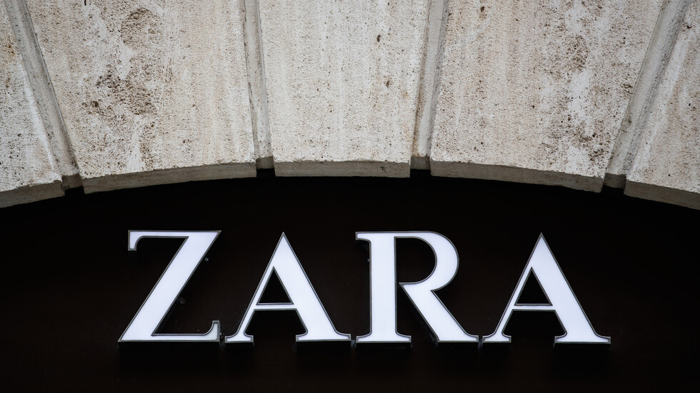 غضب كبير إثر الحملة الإعلانية لـ"ZARA" لـ"شبه" إعلانها بأكفان ضحايا الحرب على غزة (صور)