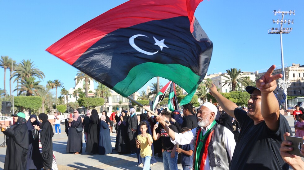 منتدى التعاون العربي الروسي يرفض حلا عسكريا في ليبيا