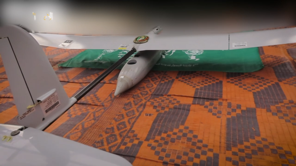 "القسام" تنشر مشاهد لطائرة "Skylark-2" استولت عليها أثناء مهمة استخباراتية شمال قطاع غزة (فيديو)