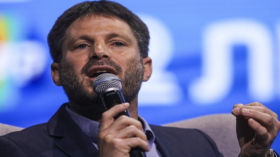 "لن تكون غزة مرتعا لمليوني شخص".. سموتريتش يلوح بتهجير الغزيين وعودة الاستيطان