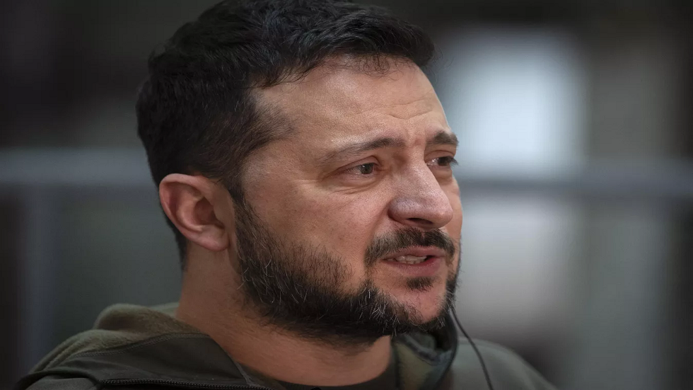"ديلي إكسبرس": قادة الغرب باتوا يعتبرون أن تقسيم أوكرانيا السبيل الوحيد لتحقيق السلام