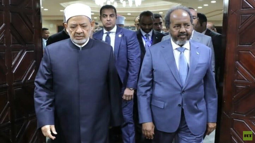 شيخ الأزهر يستقبل الرئيس الصومالي ويؤكد تضامنه مع الصومال