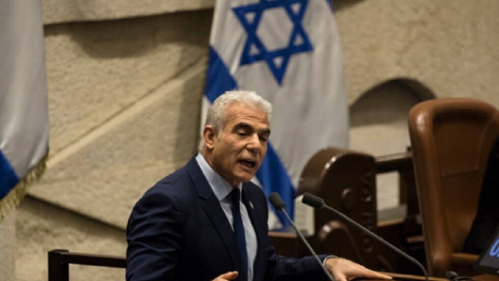 لابيد يدعو إلى صفقة تبادل مع "حماس" ولو بثمن وقف الحرب