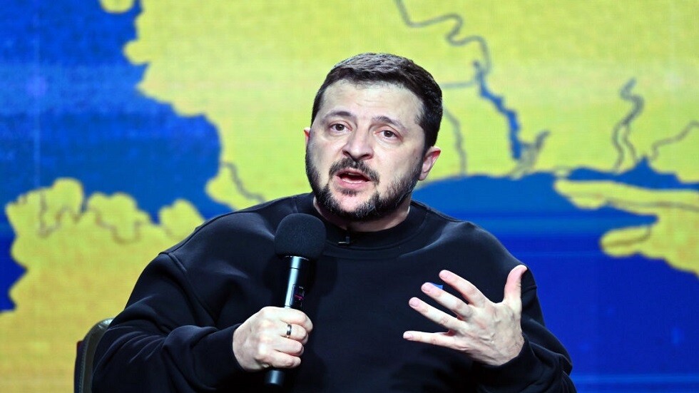 زيلينسكي: بولندا تزود أوكرانيا بالأسلحة مقابل قروض