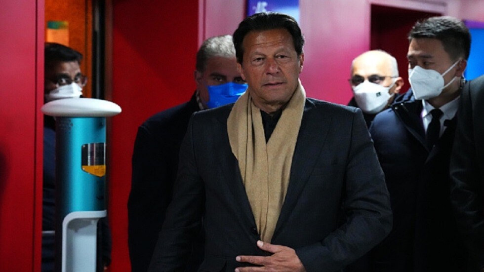 الحكم بالسجن 10 سنوات على عمران خان بتهمة 