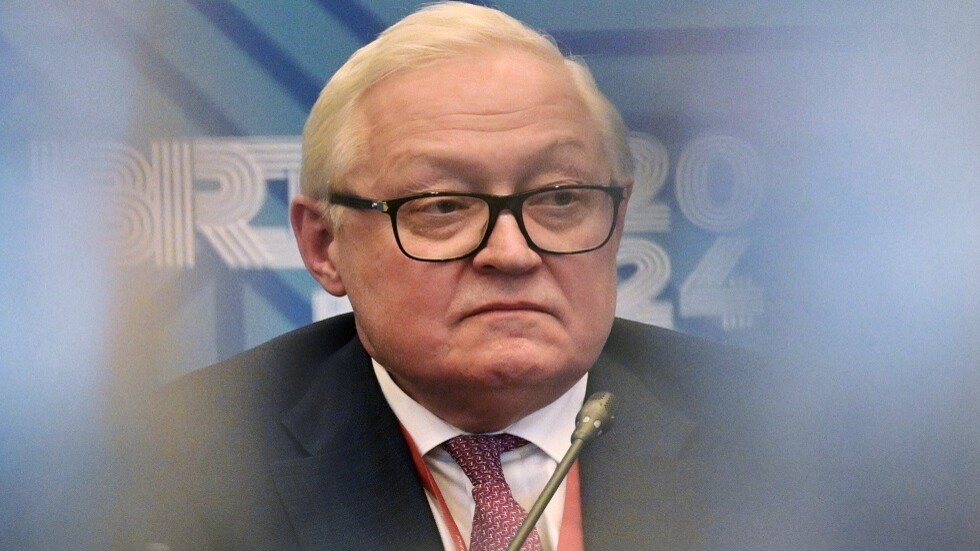 ريابكوف يستعرض مع السفير الأرجنتيني لدى روسيا نتائج عملهما لتعزيز الشراكة الاستراتيجية بين البلدين