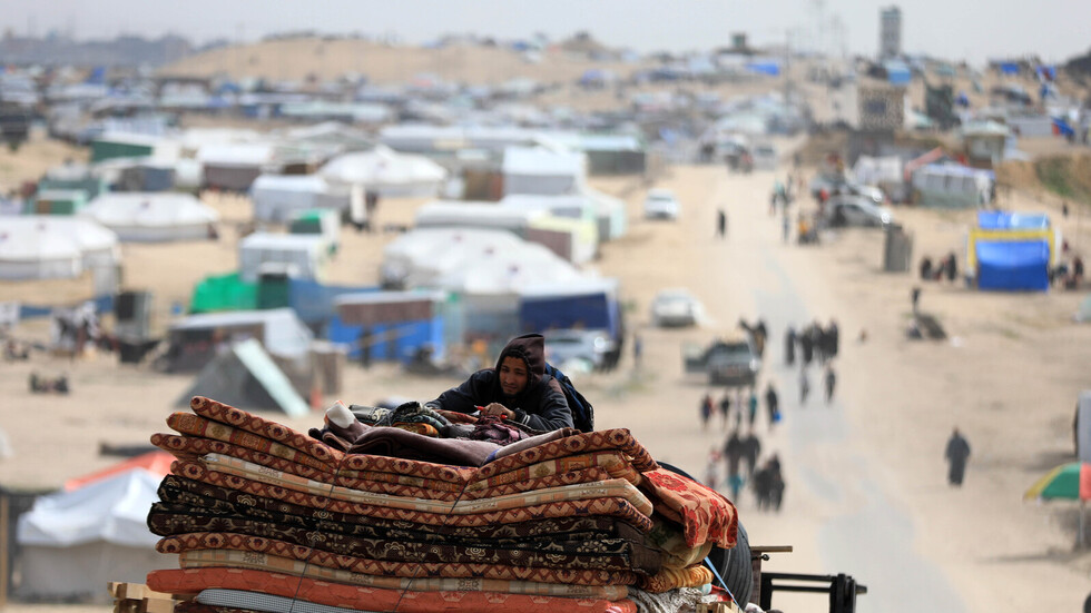 الإعلام العبري يتحدث عن "ثغرات محادثات القاهرة" حول غزة