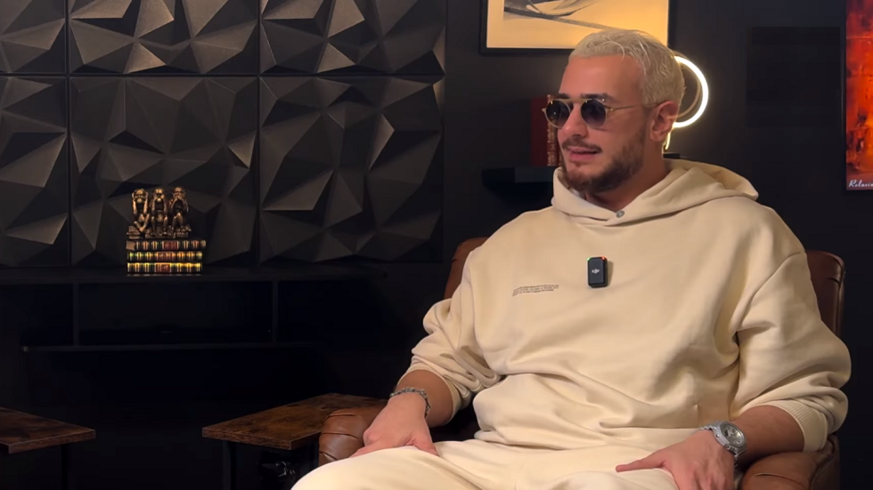 سعد لمجرد بعد خروجه من السجن بعفو مؤقت: 