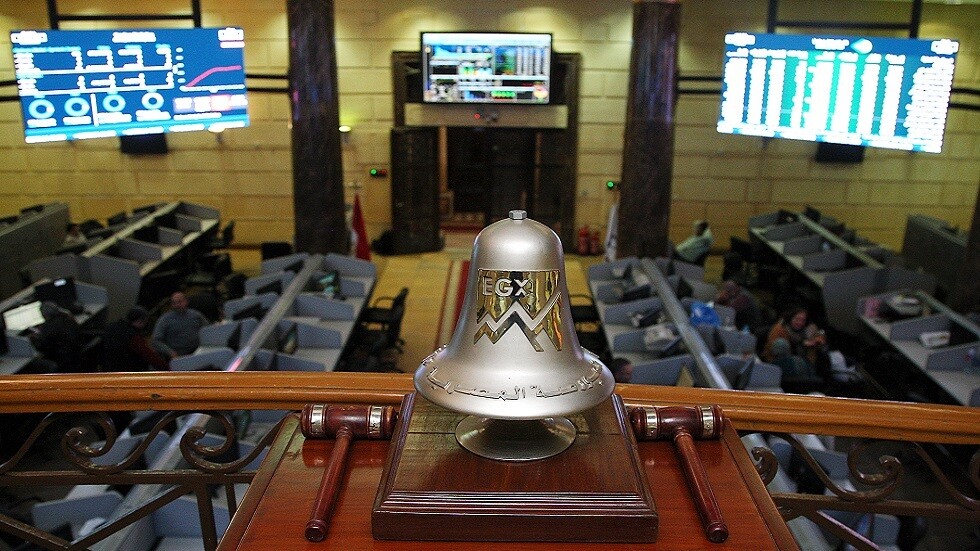 البورصة المصرية تواصل الهبوط في منتصف التعاملات و