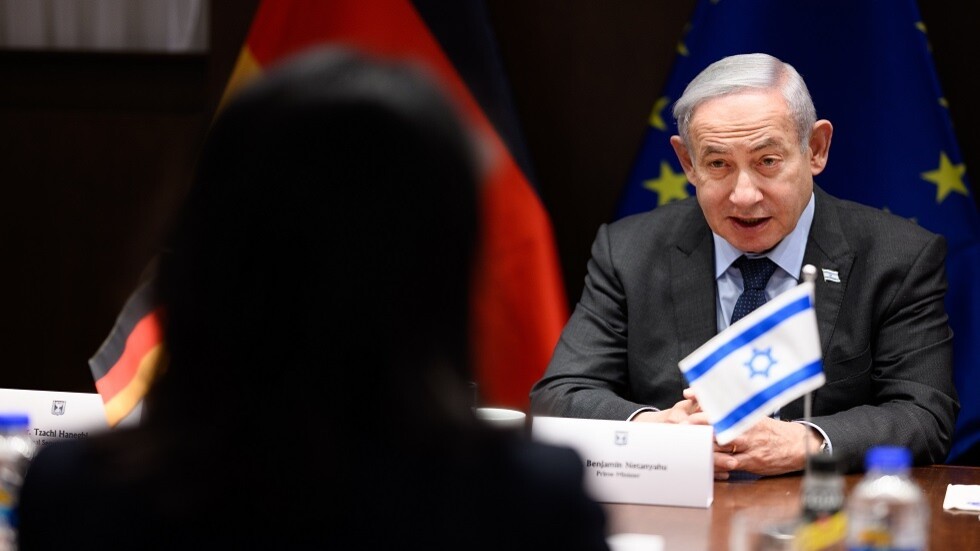 "واينت": نتنياهو يشترط إرسال الأسرى الفلسطينيين "الثقيلين" إلى قطر في أي اتفاق