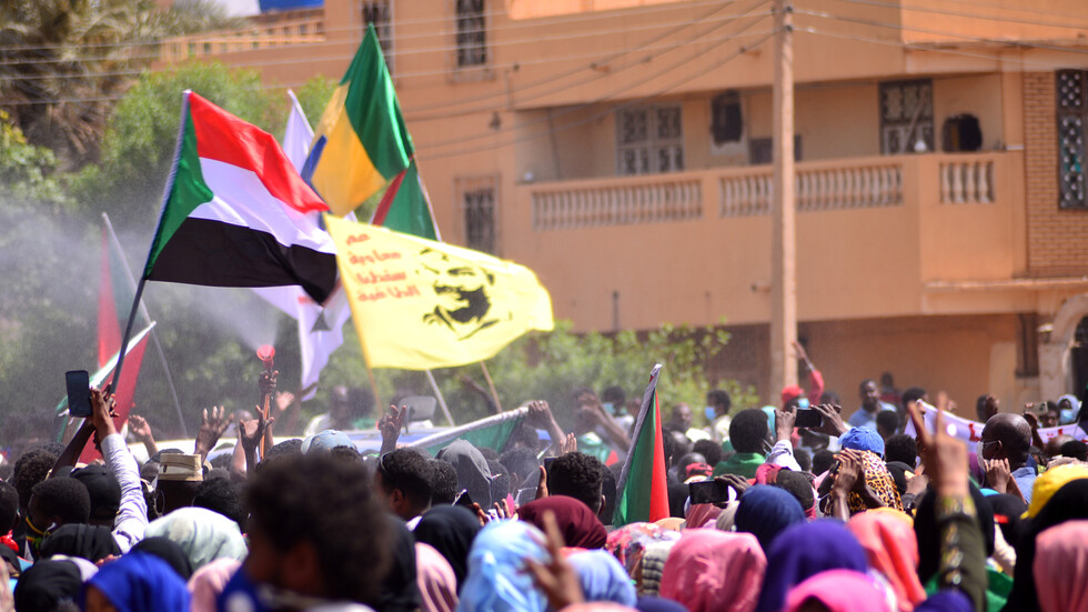 الخرطوم: سنرحب بمشاركة روسيا بإعادة بناء السودان