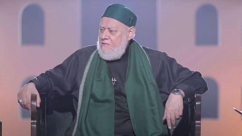 مفتي الديار المصرية السابق يقدم نصيحة للتعامل مع الأطفال المدمنين على مواقع التواصل  (فيديو)