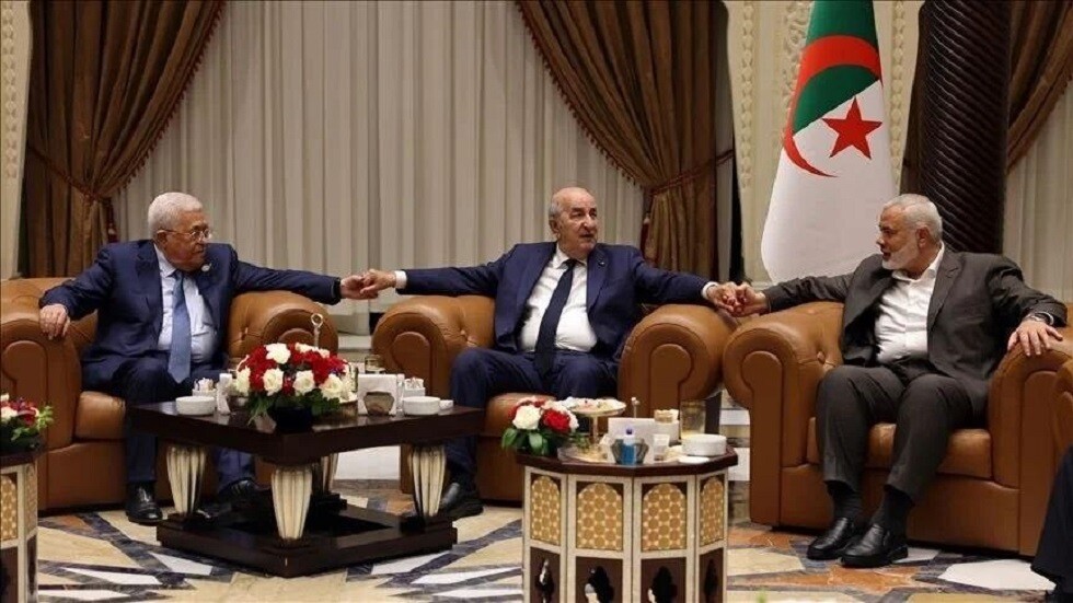 بالفيديو.. متحدث باسم الجيش الإسرائيلي يهاجم الجزائر