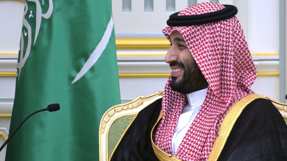 بالأسماء والصور.. ولي العهد السعودي يستقبل 13 أميرا على مناطق المملكة (صور)