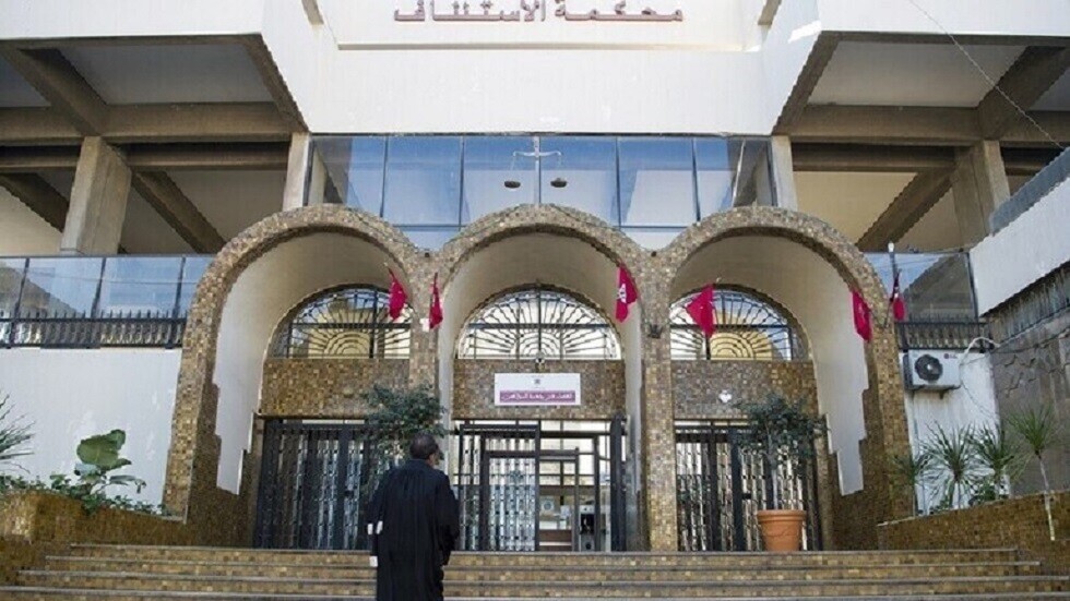 النيابة العامة بالمغرب تحقق مع مسؤولين رفيعين وتمنعهم من السفر بسبب 