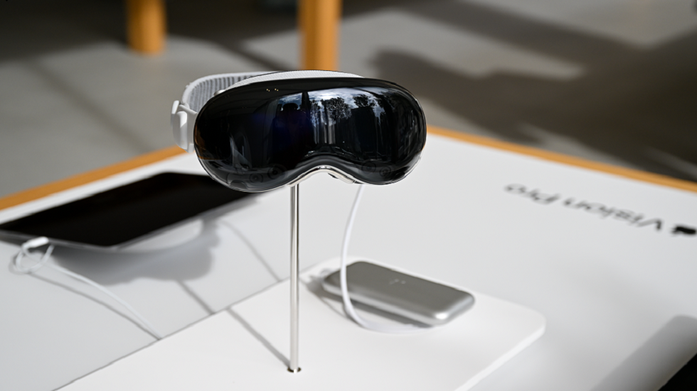 مستخدمو Vision Pro يشتكون من 