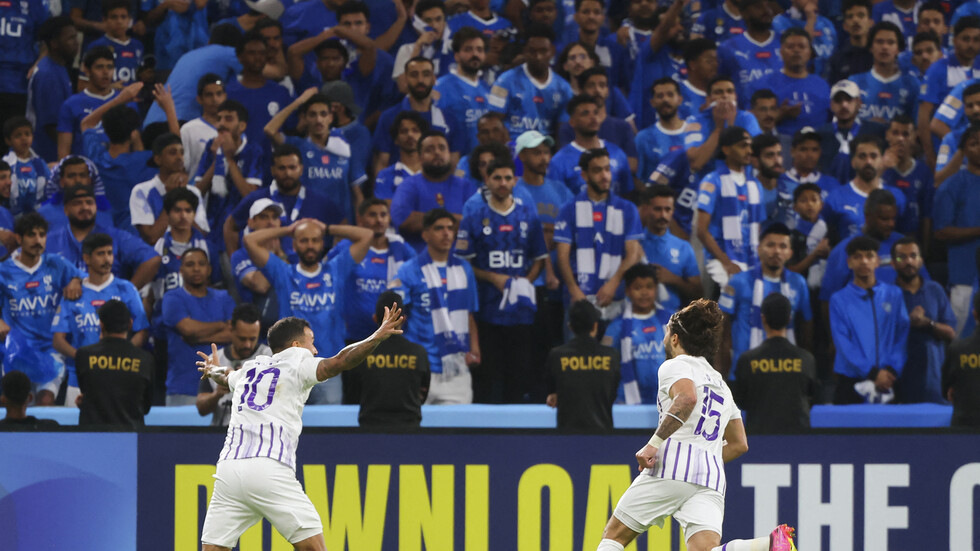 رد فعل أمير سعودي على خروج نادي الهلال من دوري أبطال آسيا (صور)