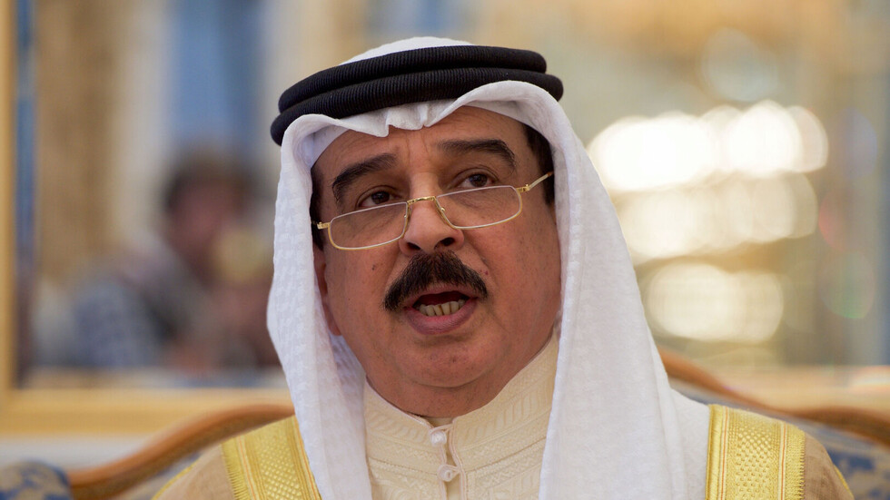 "إحلال السلام النهائي خيار لا بديل عنه".. ملك البحرين يدعو لمؤتمر دولي للسلام والاعتراف بفلسطين