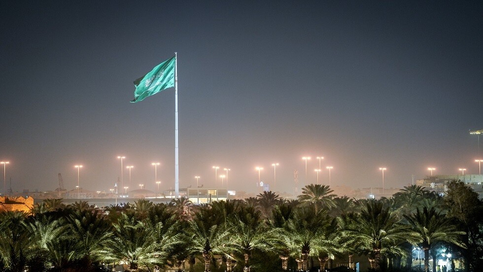 السعودية.. وزارة التعليم تتوعد الطلاب "المتحرشين والمبتزين" بعقوبات صارمة